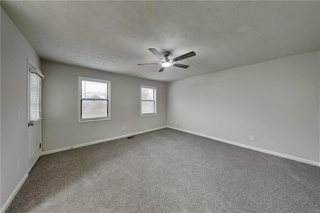 Building Photo - 10515 Colony Glen Dr