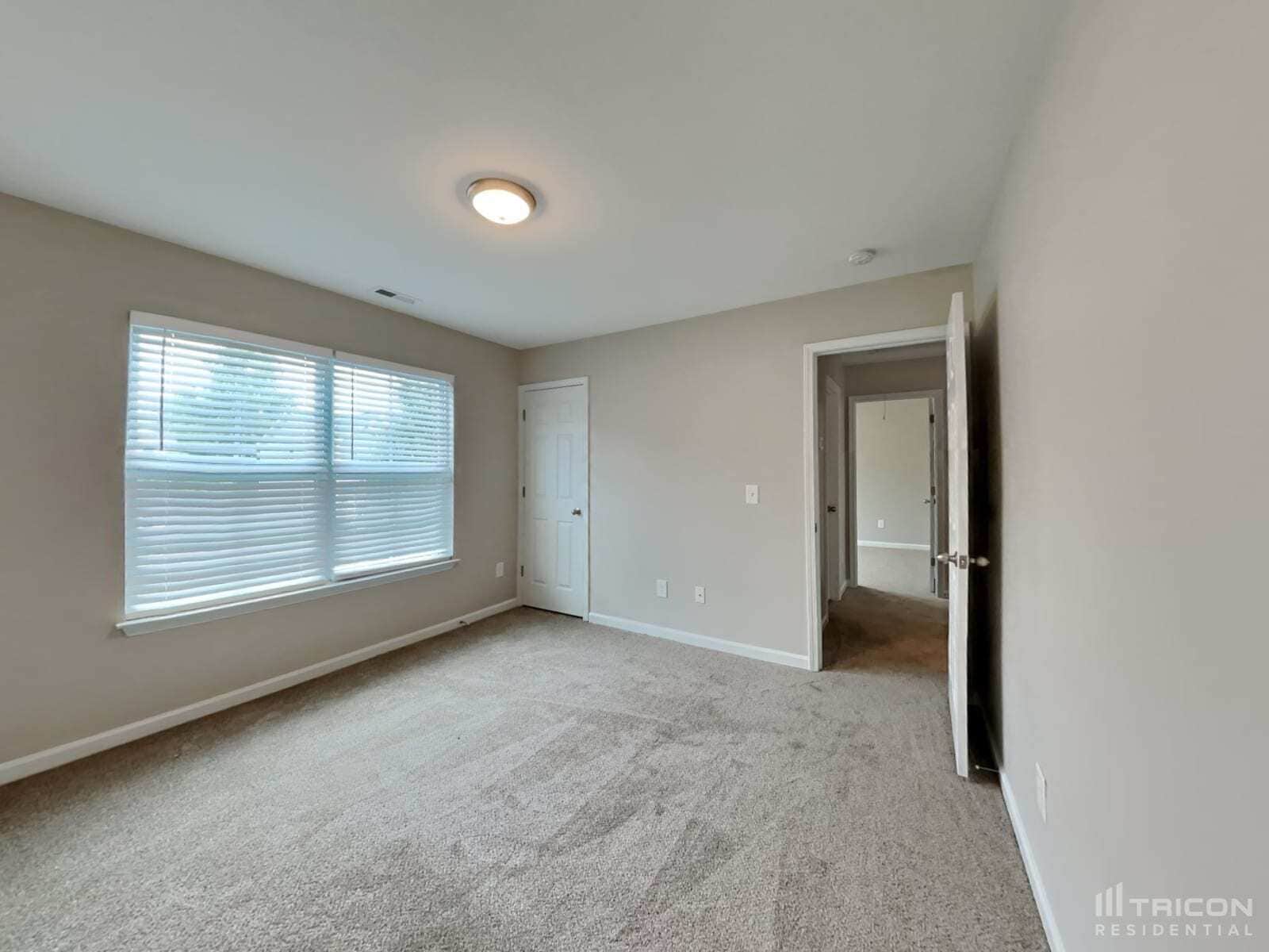 Building Photo - 2820 Wild Poplar Way