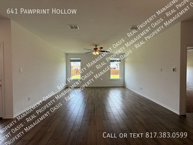 Building Photo - 641 Pawprint Holw