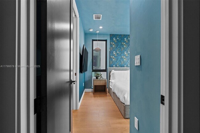Building Photo - 410 NW 52nd St
