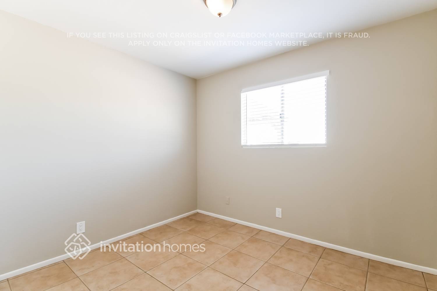 Building Photo - 817 N 95th St