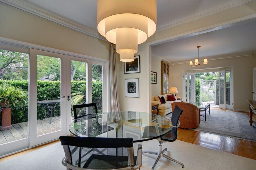 Building Photo - 755 N Harper Ave