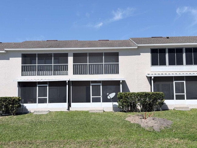 Building Photo - 2 Bedroom Lakeview Winter Haven Home Now Available for Rent!