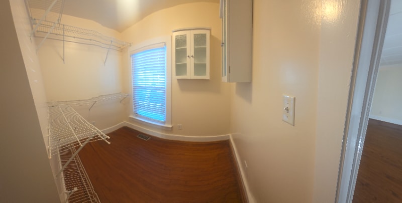 Building Photo - 122 Craven St