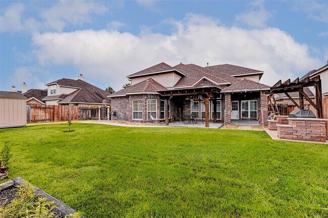 Building Photo - 20307 Cortina Valley Dr