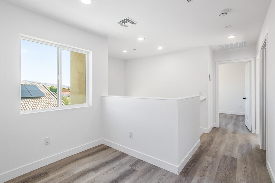 Building Photo - 66079 Cahuilla Ave