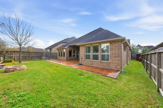 Building Photo - 806 Butterfly Garden Trail