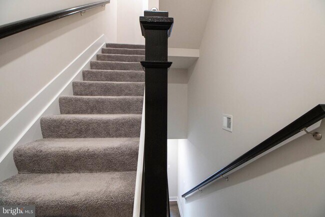 Building Photo - 7960 -B Potter Pl