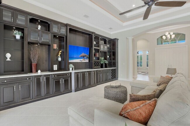 Building Photo - LUXURY POOL HOME***BONITA LAKES***AVAILABL...