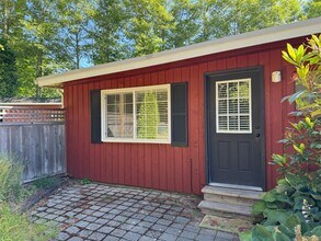 Building Photo - Bellingham 2 bedroom/1 Bathroom