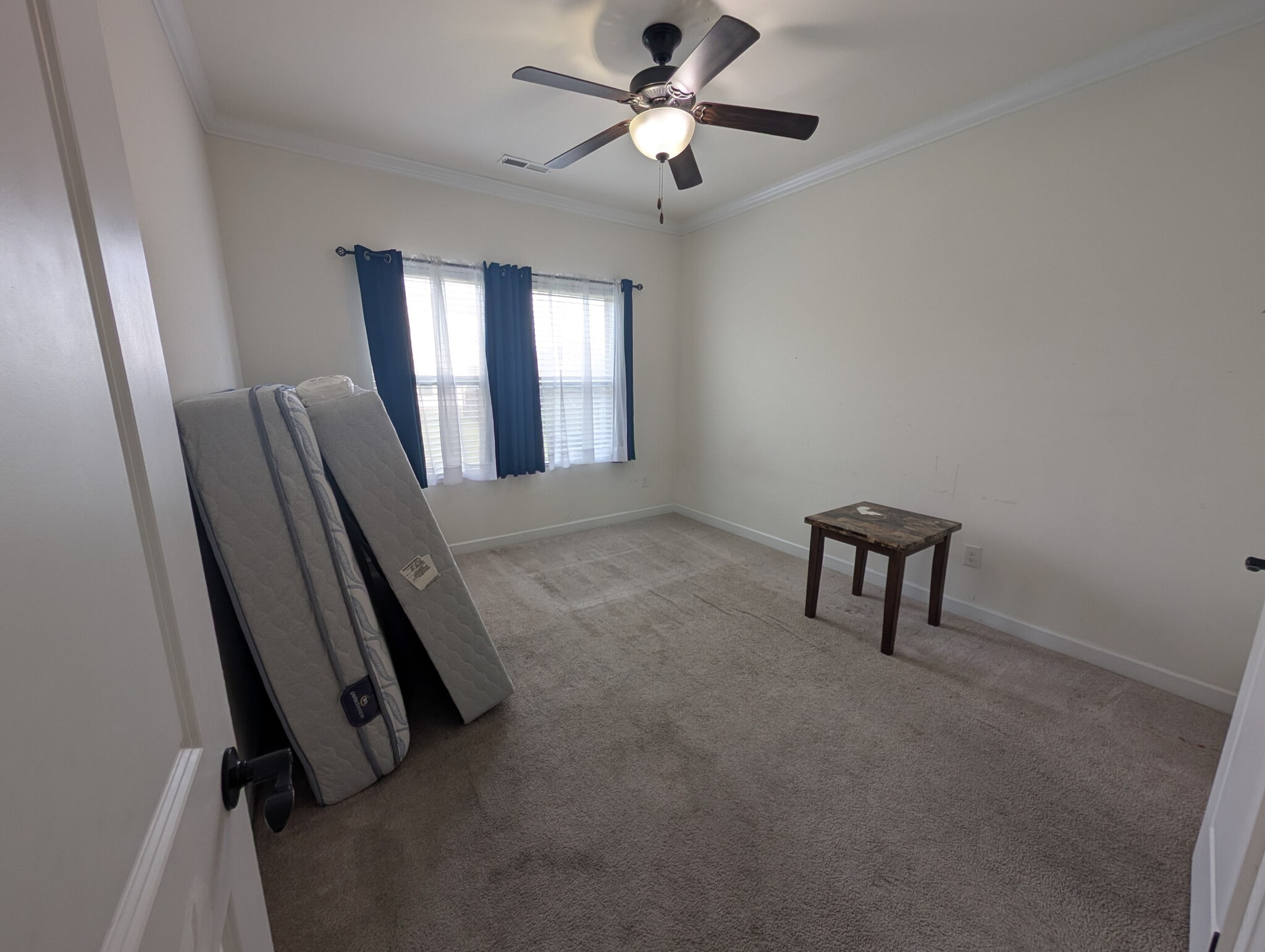 Building Photo - Room in House on Rupell Dr