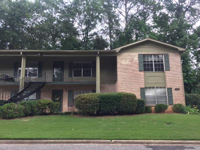 Building Photo - 2815 Georgetown Dr