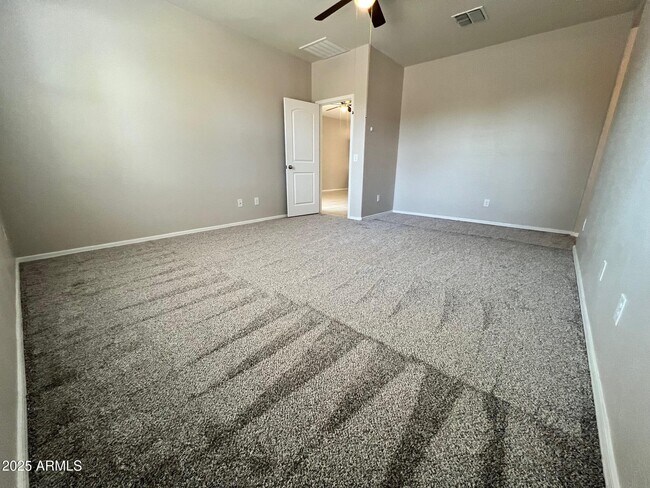 Building Photo - 28945 N Amber Way