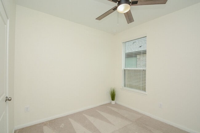 Building Photo - 18134 Sonresa Wy