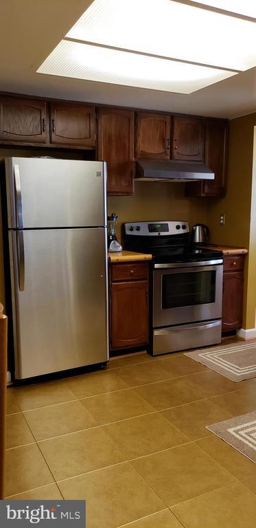 Building Photo - 1501 St Christopher Ct