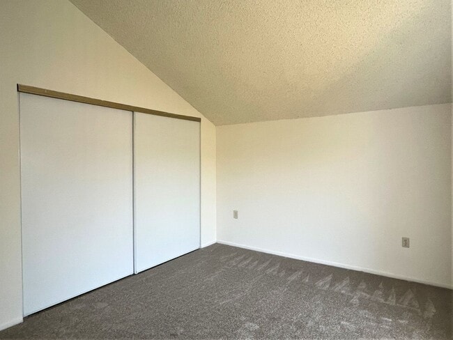 Building Photo - 10847 Carbet Pl