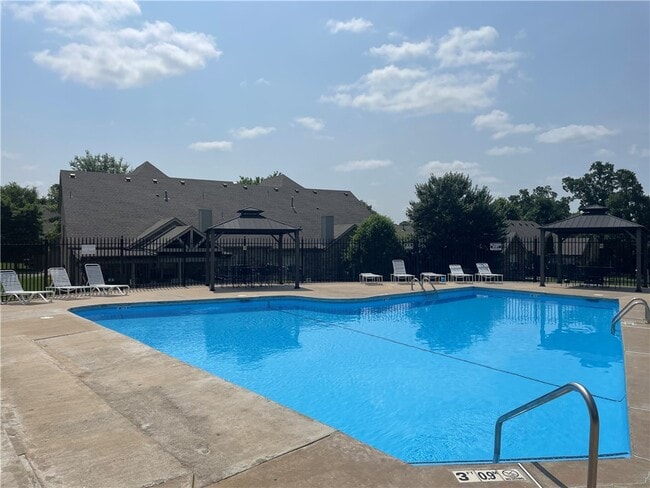 Building Photo - 4053 Zion Valley Dr