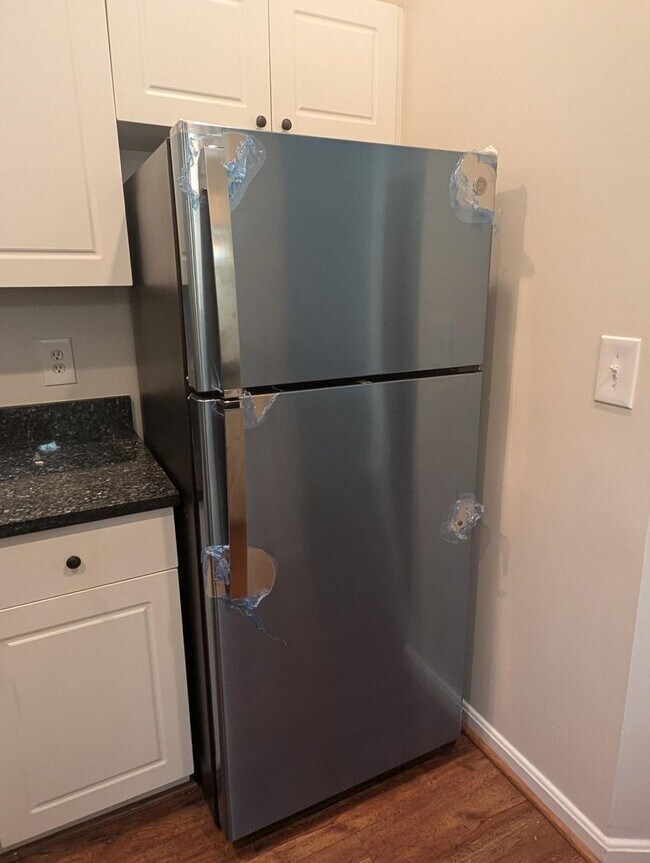 Building Photo - Palazzo at Park Center Top floor 2 bedroom condo