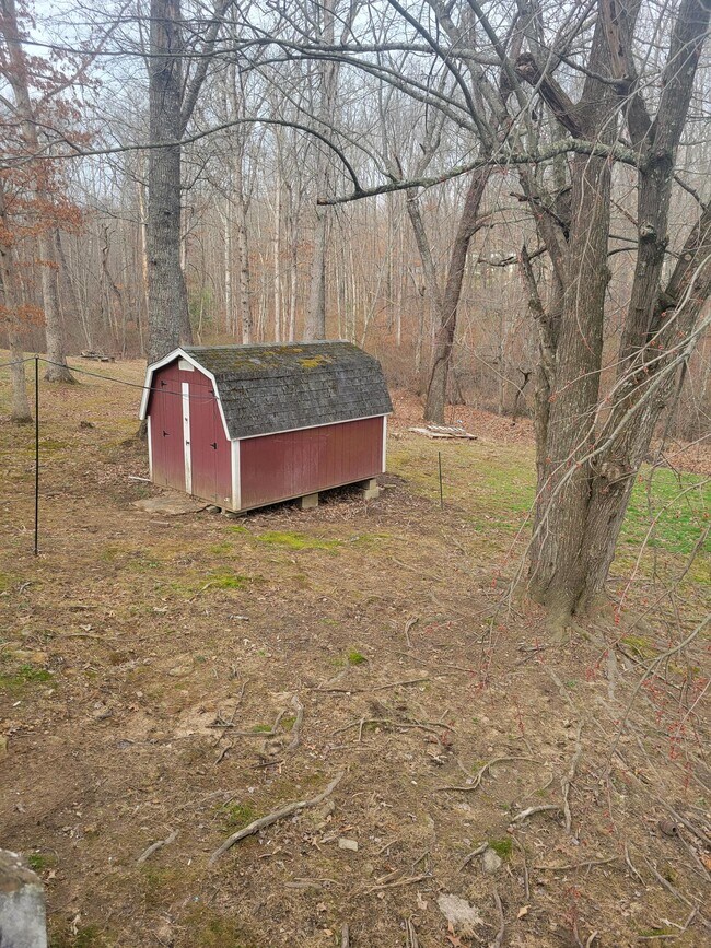 Building Photo - 71 Fox Den Ln