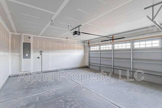 Building Photo - 179 Queens Mill Ct