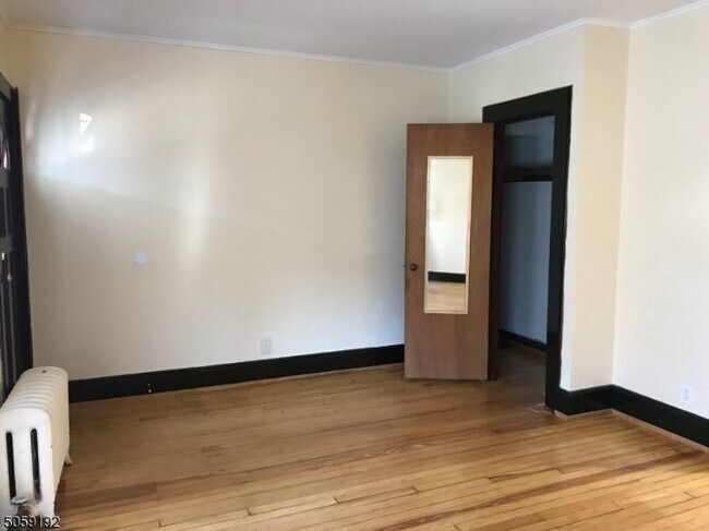 Building Photo - 9 Mill St