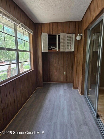 Building Photo - 3135 Shady Dell Ln