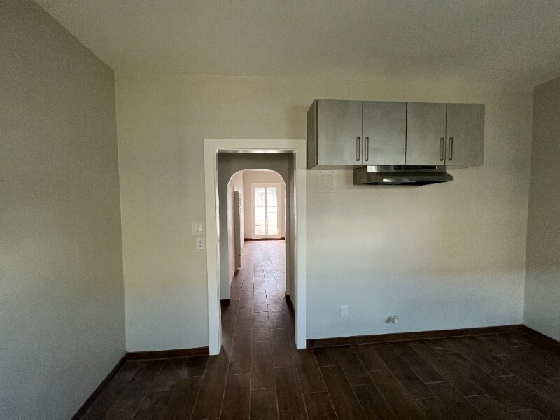 Building Photo - 4145 Garthwaite Ave