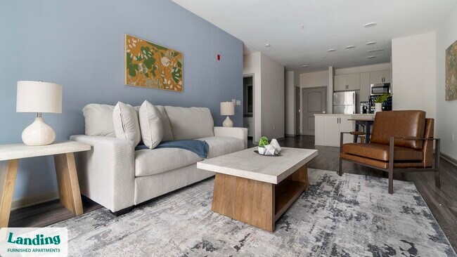 Building Photo - 900 E Six Forks Rd