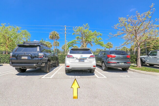 Building Photo - 3800 Washington Rd