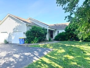 Building Photo - 377 Kenlee Cir