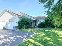 Building Photo - 377 Kenlee Cir
