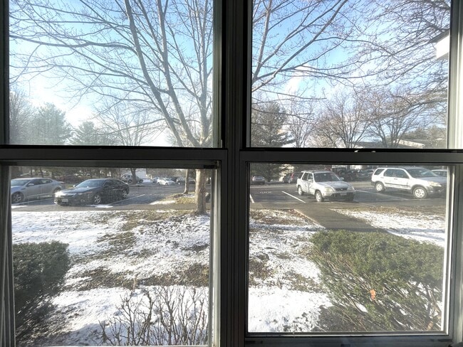 Building Photo - 200 Janie Ln