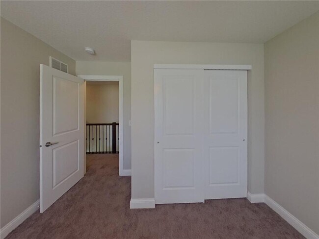 Building Photo - 4292 Cottagewood Ct