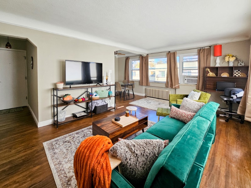 Building Photo - 1520 Glencoe St