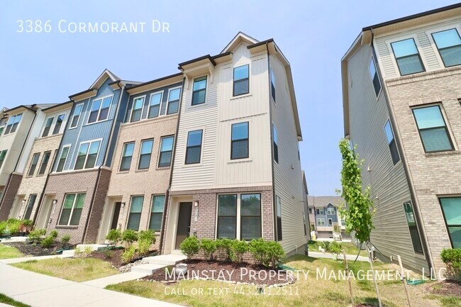 Building Photo - 2022 New Construction Townhome in Watershe...