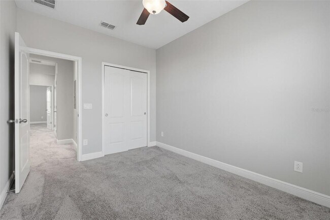Building Photo - 15591 Honeybell Dr