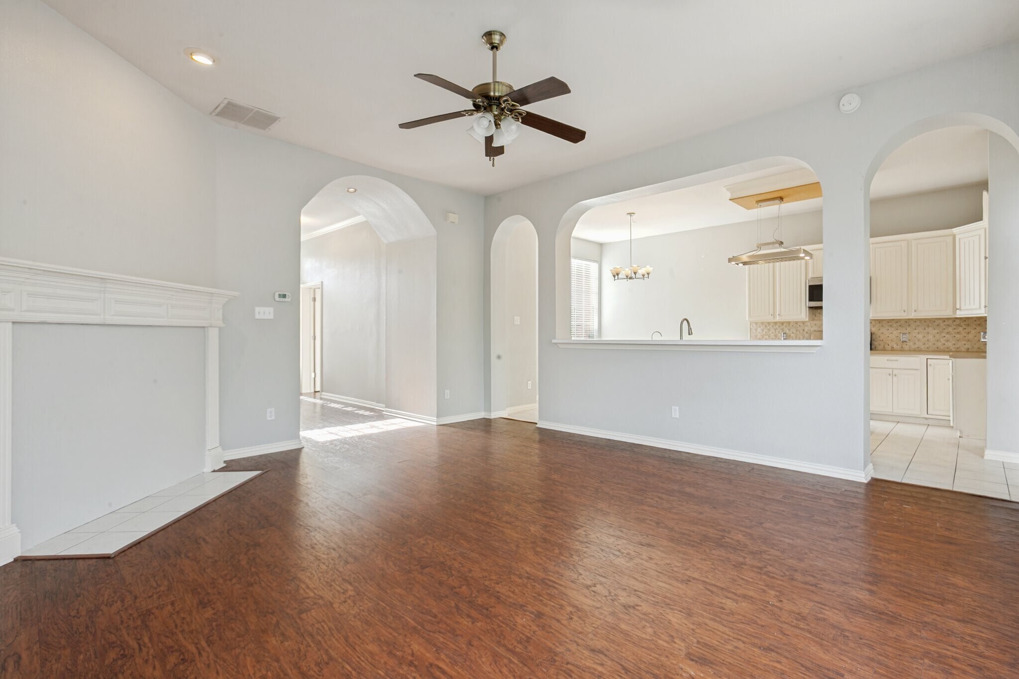 Building Photo - 8400 Pipestone Dr