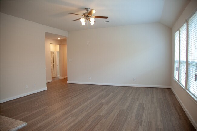 Building Photo - 24238 Prairie Glen Ln