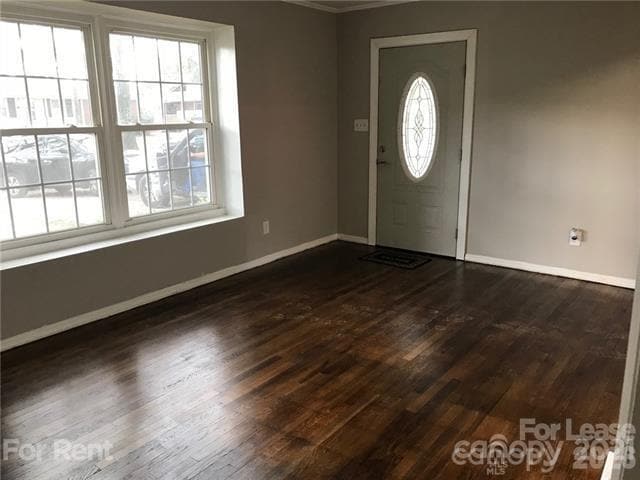 Building Photo - 5027 Baylor Dr