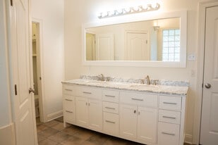 Building Photo - 32769 Faulkner Dr