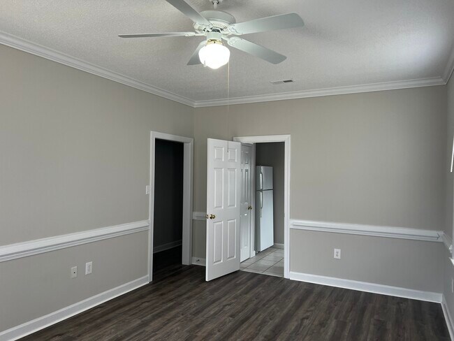 Building Photo - 3308 Whitlock Dr N