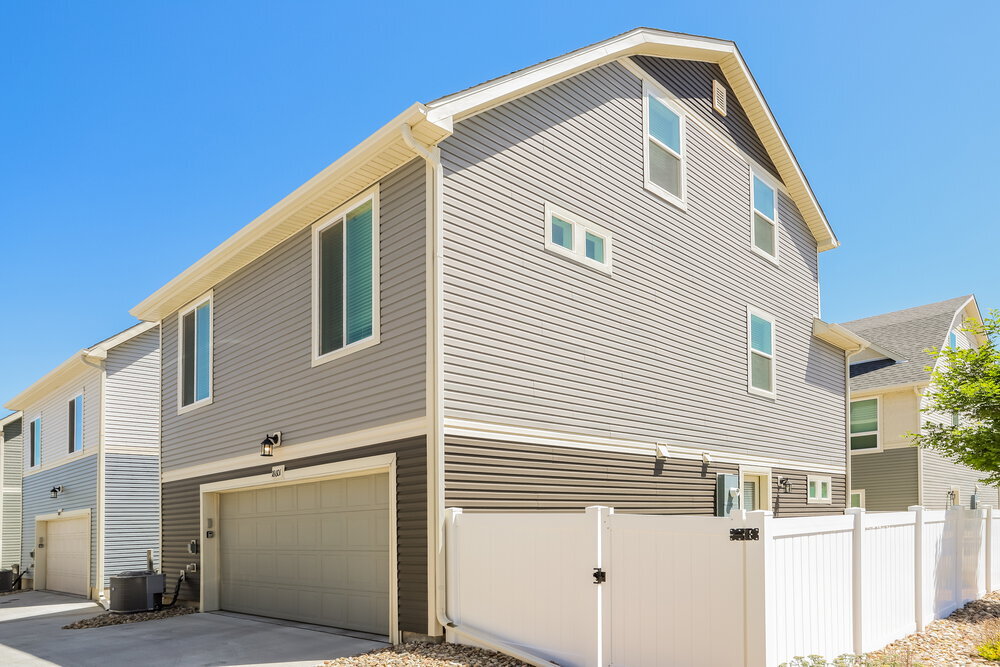 Building Photo - 18601 E 47th Pl