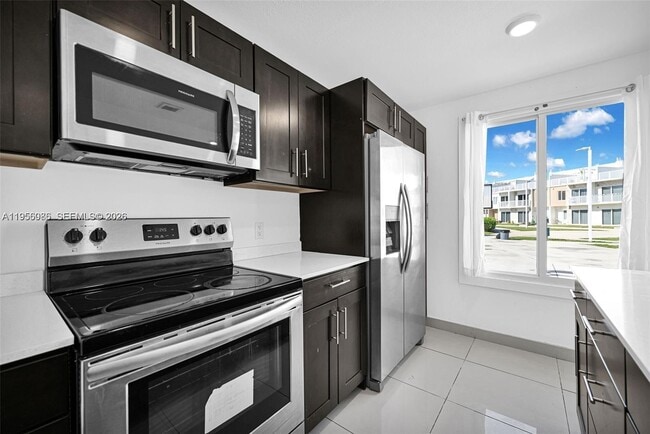 Building Photo - 25874 SW 139th Ct