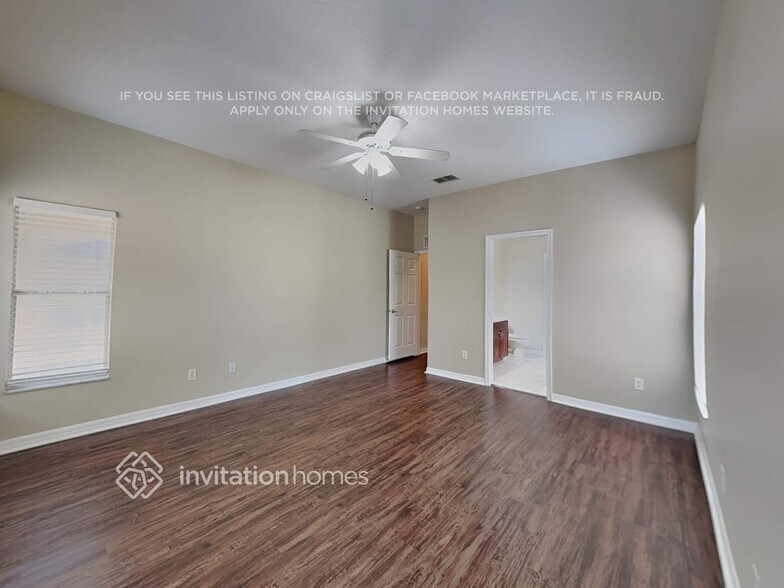 Building Photo - 9342 Beaufort Ct