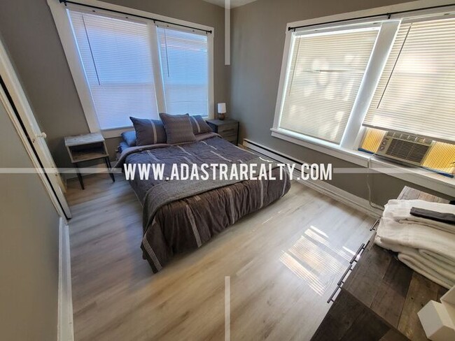 Building Photo - 1 Bedroom Apartment in Westport-Available ...
