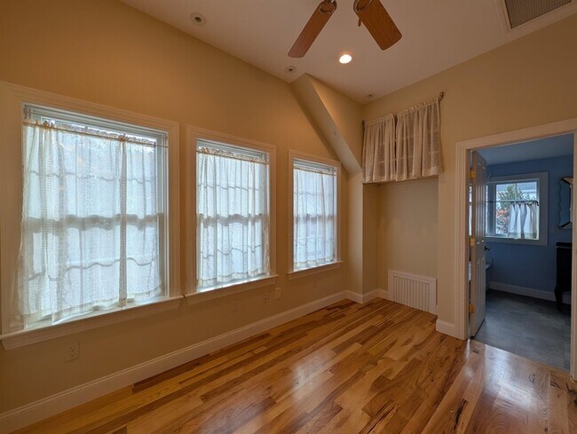 Building Photo - 119 Mill Rd