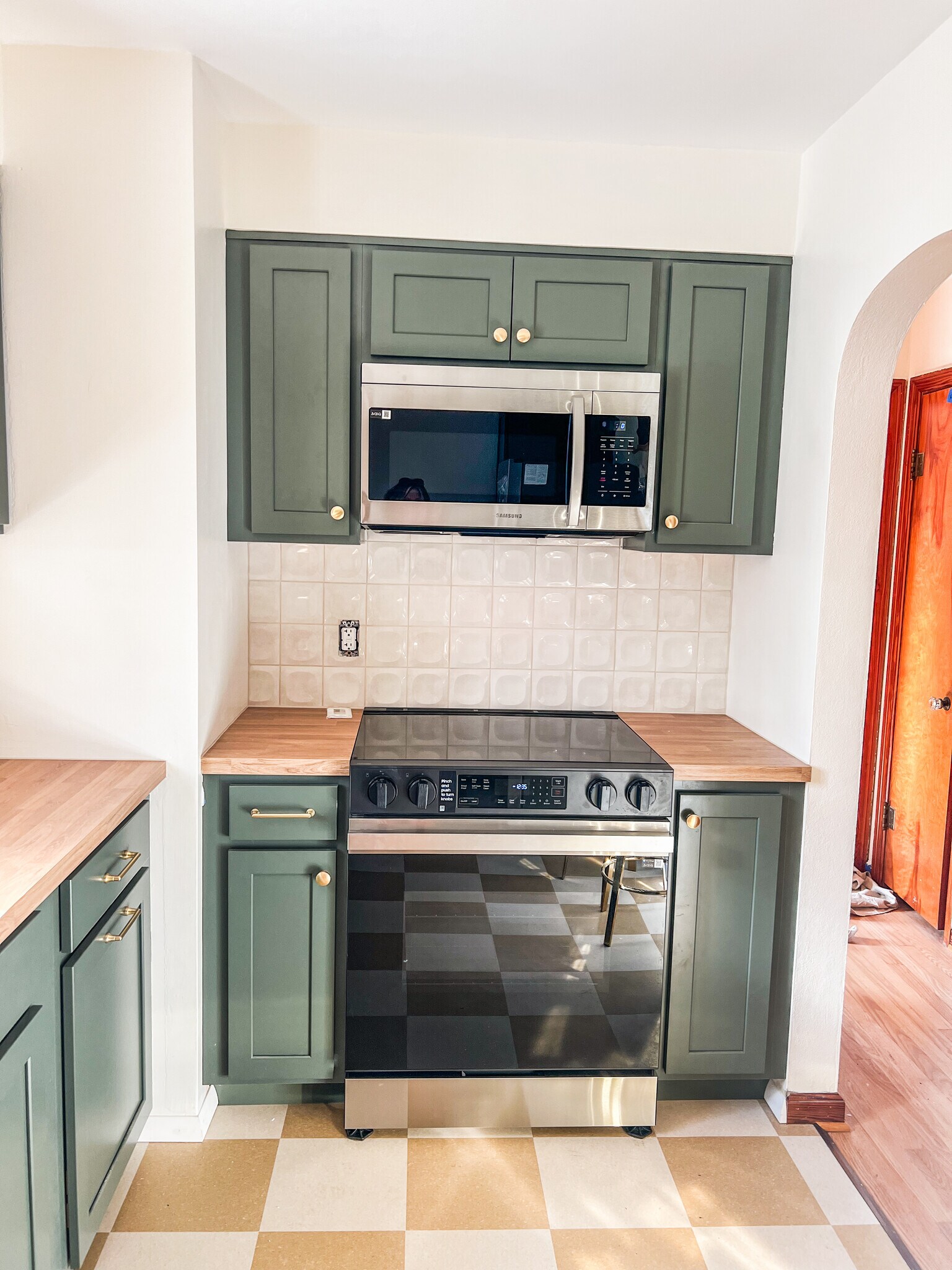 Building Photo - 1304 Grand Ave