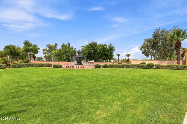 Building Photo - 22114 N San Ramon Dr