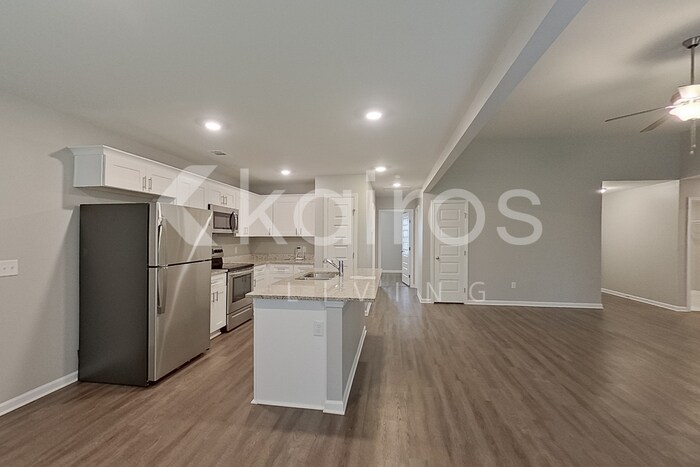 Building Photo - 118 Western Red Cedar Dr