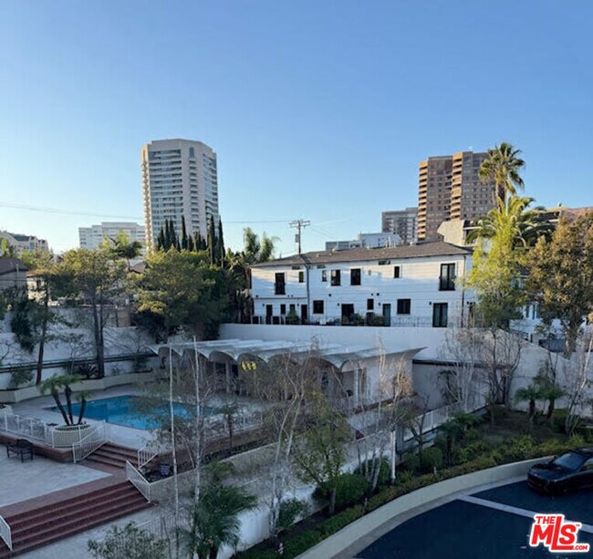 Building Photo - 1333 S Beverly Glen Blvd
